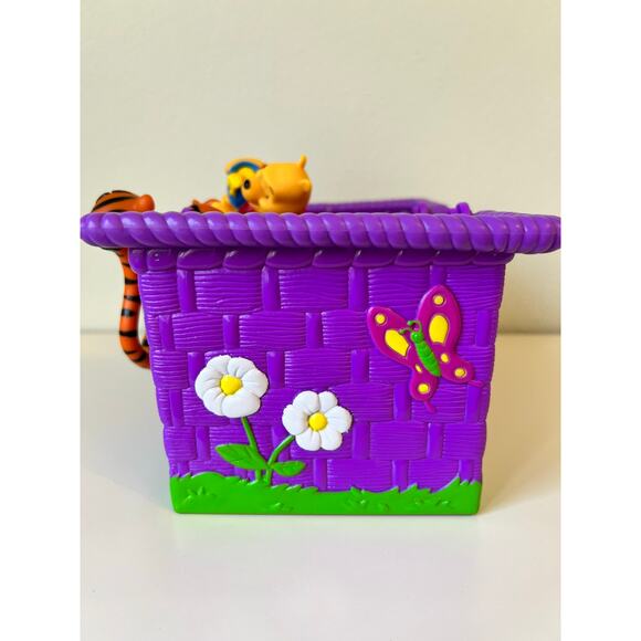 Disney Winnie the Pooh Bear & Tigger Picnic Basket RARE Limited Edition - Picture 2 of 9